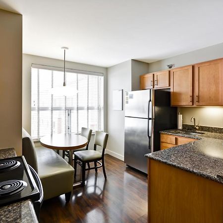 Hyatt House Naperville/Warrenville Εξωτερικό φωτογραφία